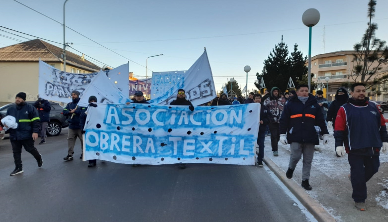 "Se está a pasos de concretar la intención de sacarse de encima al rubro"