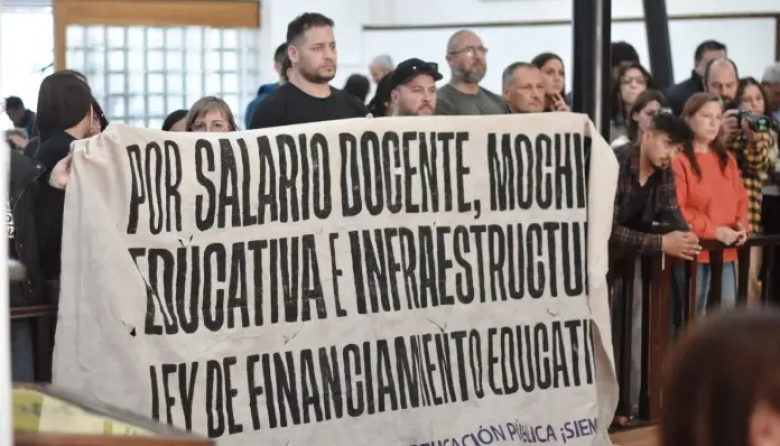 SUTEF se refirió al tratamiento de la Ley de Financiamiento Educativo