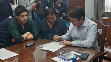 Se firmó acuerdo salarial para municipales