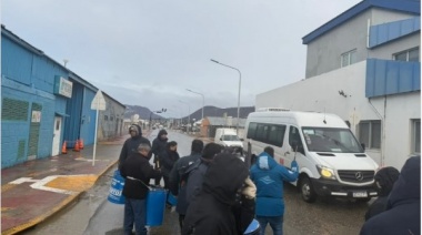 Trabajadores del puerto se manifiestan rechazando el uso de fondos para OSEF
