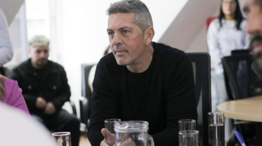 “El gobernador sostiene su planta política ajustando compulsivamente a los municipios y a las familias fueguinas”