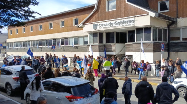 ATE se manifestó frente a Casa de Gobierno