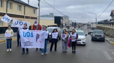 "Sin universidad ni escuela pública, no hay futuro para la provincia"