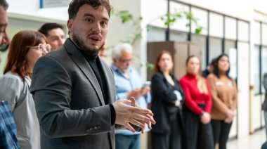 Villone pidió recuperar la confianza “de una sociedad cansada de sentirse traicionada”