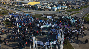 Cerrada defensa del modelo universitario y duro reclamo al Gobierno nacional