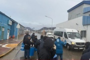 Trabajadores del puerto se manifiestan rechazando el uso de fondos para OSEF