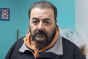 “Gracias a Dios tengo algunos amigos que me prestan plata o mi hija que hace alfajores”
