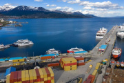 "Nos usurparon el puerto y vinieron directamente por la caja"