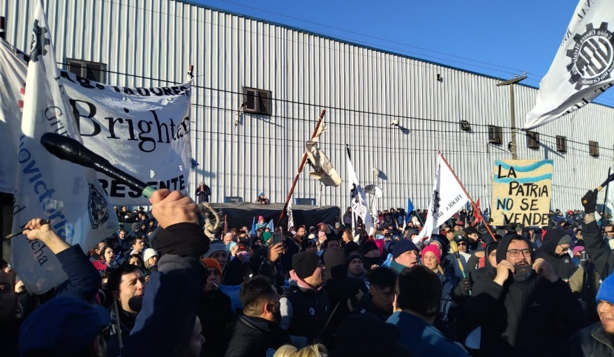 Las fuerzas del cielo contra las fuerzas del movimiento obrero metalúrgico fueguino 1
