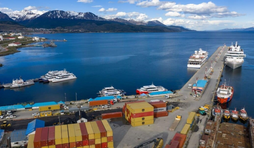 "Nos usurparon el puerto y vinieron directamente por la caja"